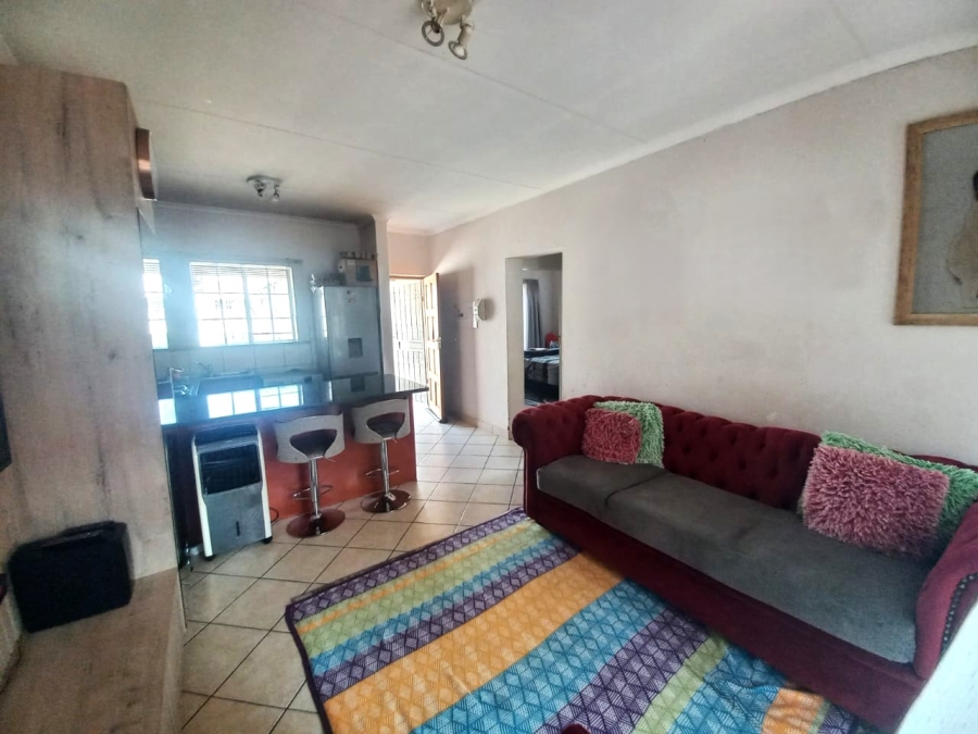 2 Bedroom Property for Sale in Waterval East North West